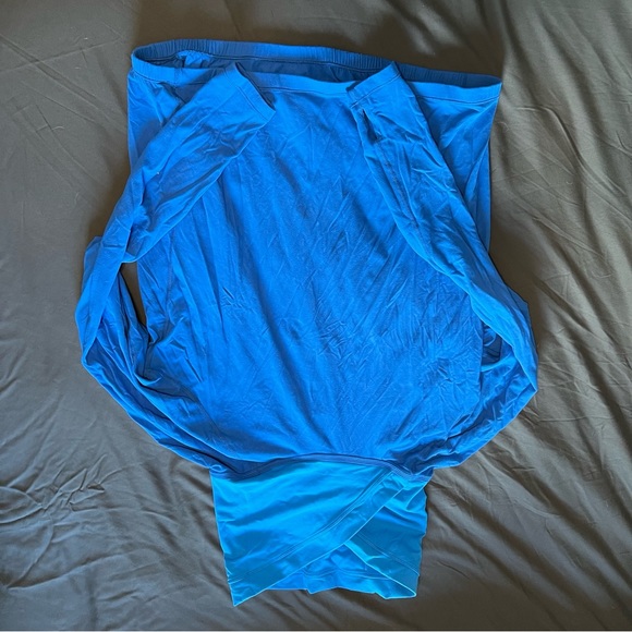 Lululemon pullover blue size 8 - Picture 2 of 5